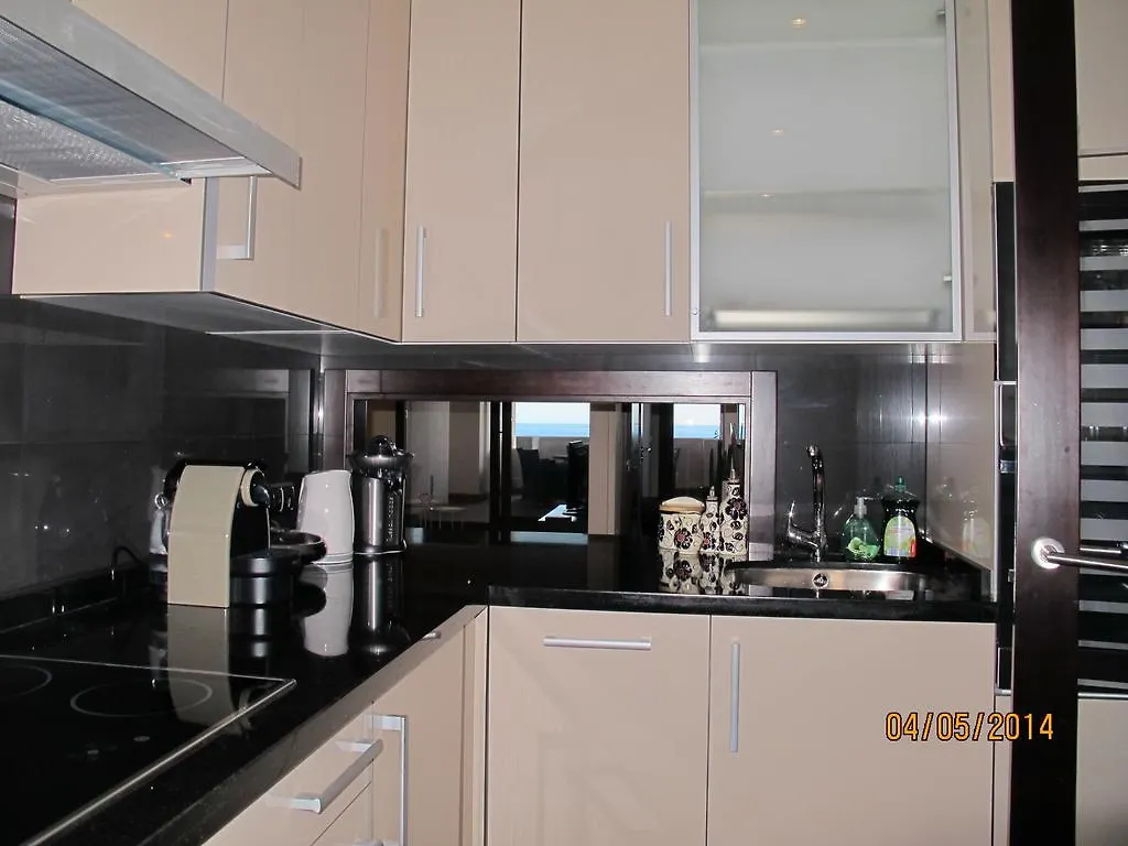Bahia De La Plata Apartment Estepona 0*,  Spain