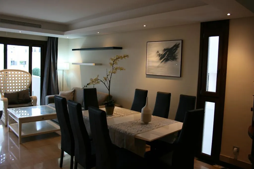 Bahia De La Plata Apartment Estepona 0*,